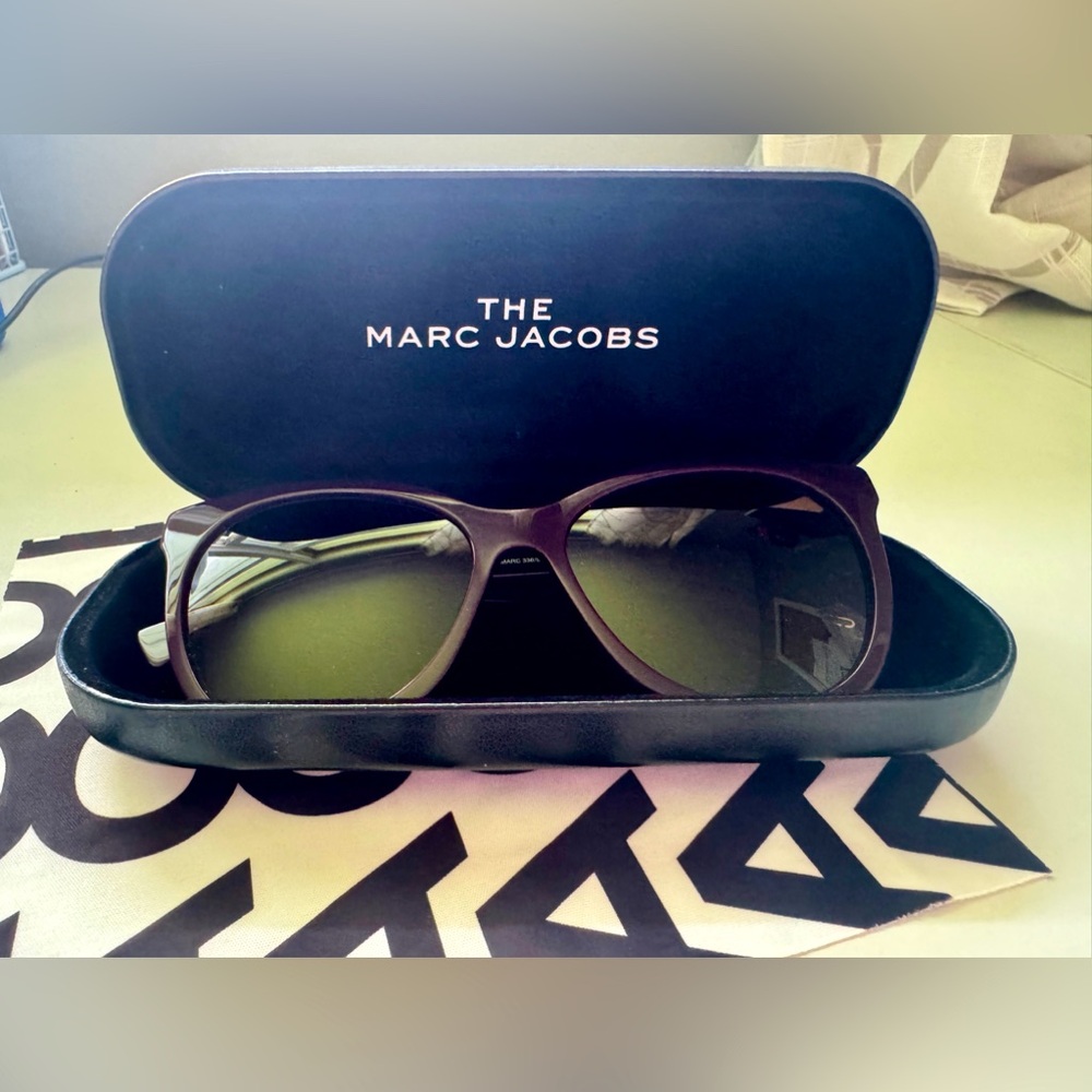 Marc Jacobs 336/S Sunglasses Women 00T7 Plum Cat Eye 56mm New & Authentic
